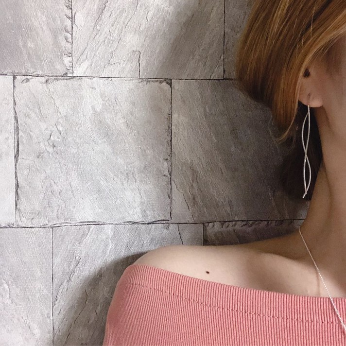 일루아샵 [써지컬스틸] 한줄 롱드롭 귀걸이