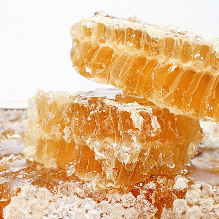 국내산 2021년 토종꿀 벌꿀집 벌집꿀 110g 3.6kg 사양 벌꿀 꿀선물세트, 1. 팩 벌집꿀 290g(플라스틱통+종이박스)