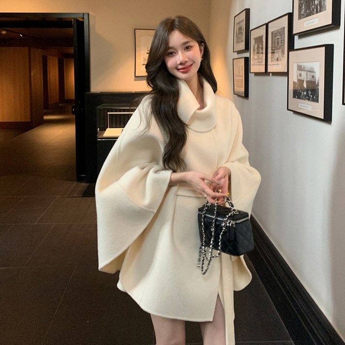 벨티드 울 핸드메이드 벨티드 코트