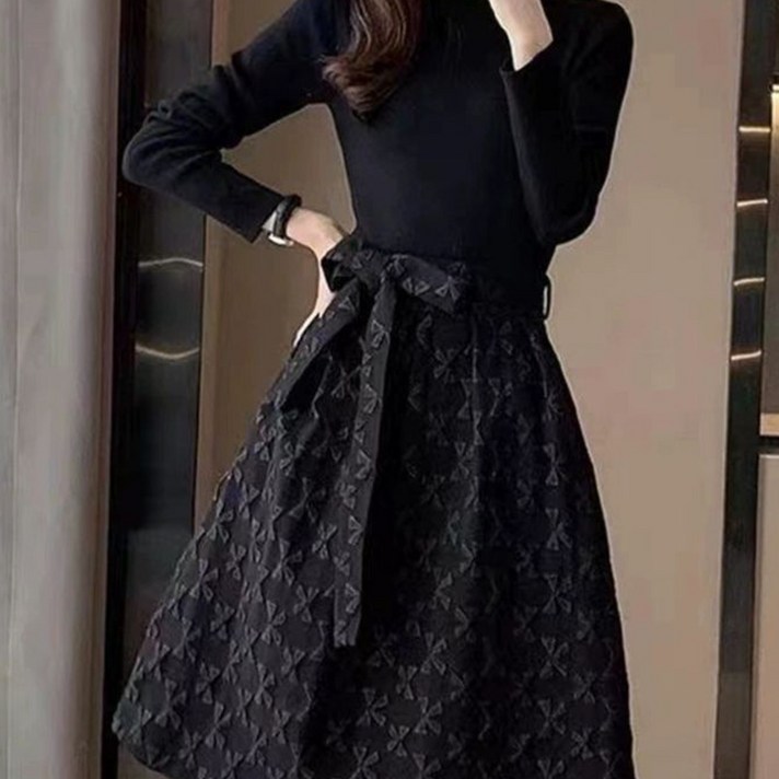 오스틱니 2025 신상 여성 봄가을 날씬해 보이는 디자인 감각 외출용 밴드 긴팔 원피스