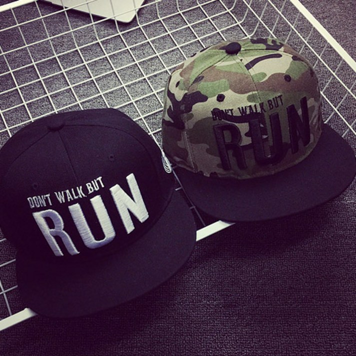 본캡 RUN스냅백