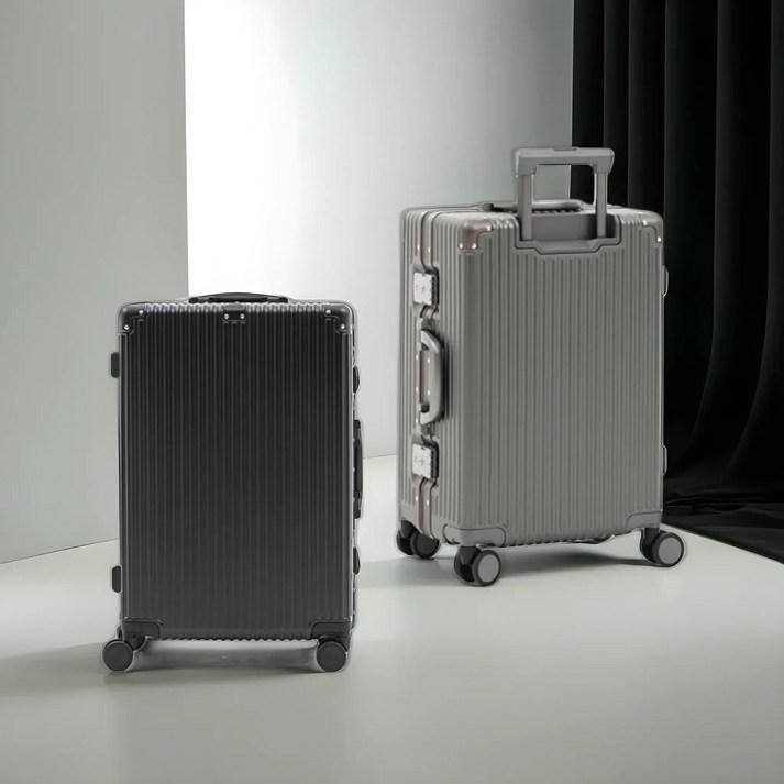 빌리브나인 폴리카보네이트 캐리어 연예인 홈쇼핑 여행용 캐리어 68cm24인치 엣지프레임