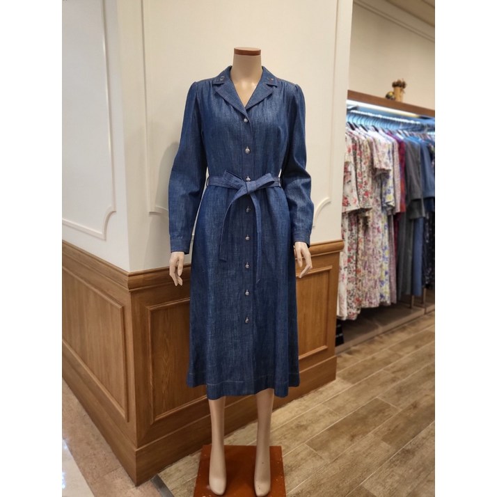 [AK플라자] [비꼴리끄] 데님 자수 스포츠 카라 원피스 B224DO2050