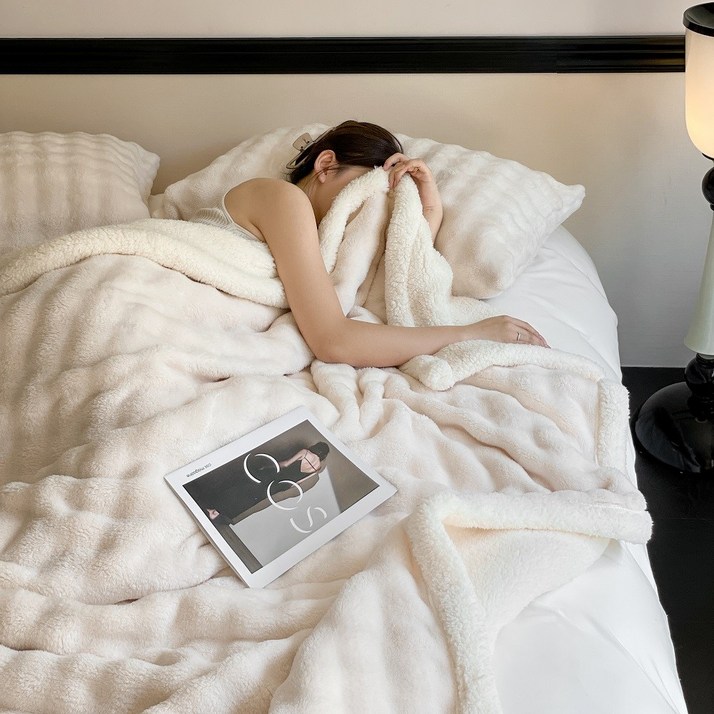 한정특가 Cozy Aura 극세사 양털 양면 담요 차렵 이불 양모 무릎담요 캠핑담요 블랭킷