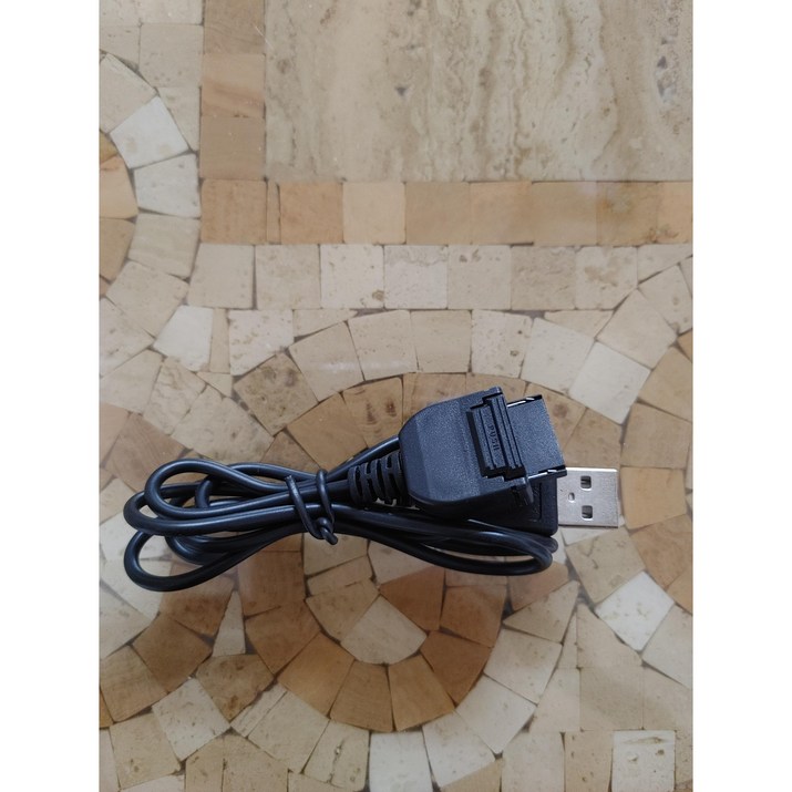 모토로라 스타택 7760 usb 충전기 새제품