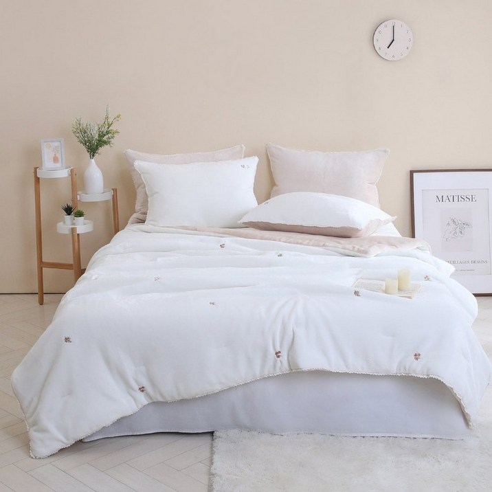 [브랜드매장판] 엘르 파비 하이밍크 극세사 자수 차렵이불Q_s