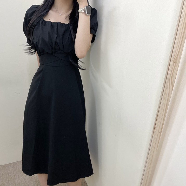 바나나2 여성 러블리 퍼프 스퀘어 셔링 뒷 리본끈 롱 원피스 3color