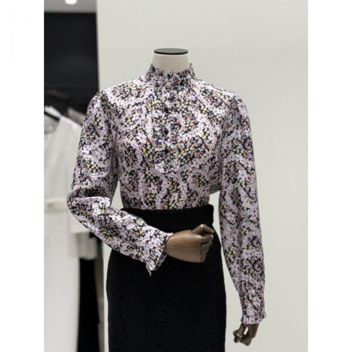 모조에스핀 하이넥 러플 블라우스 S251MSC005