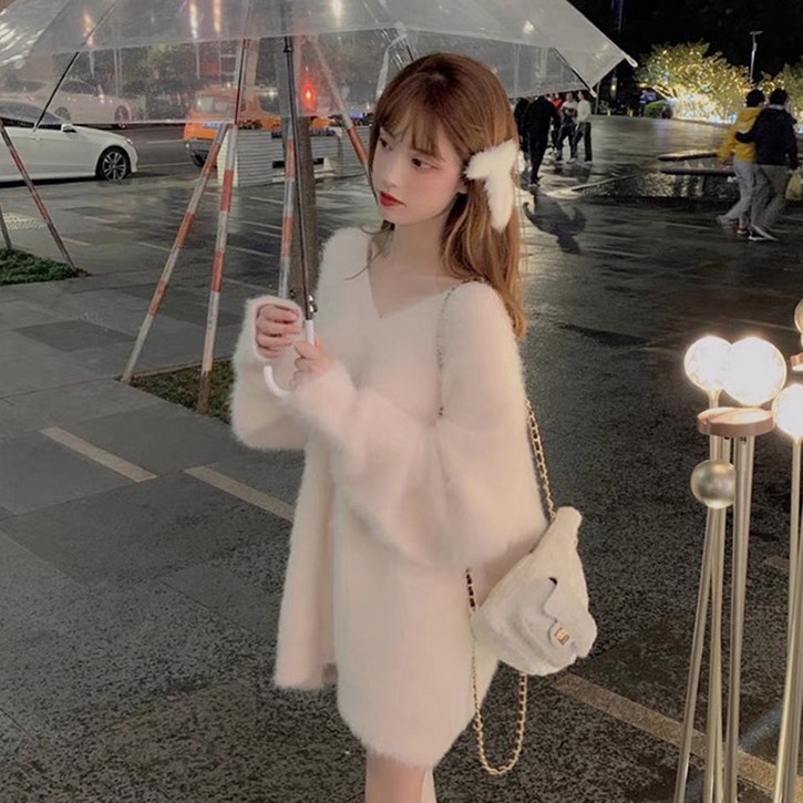 더블유 브이넥 겨울 니트 원피스