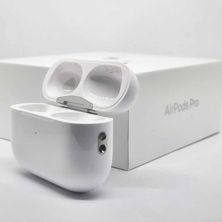 애플 새제품 에어팟 프로 2세대 USBC타입 본체 충전케이스 프로2 충전기 철가루 스티커