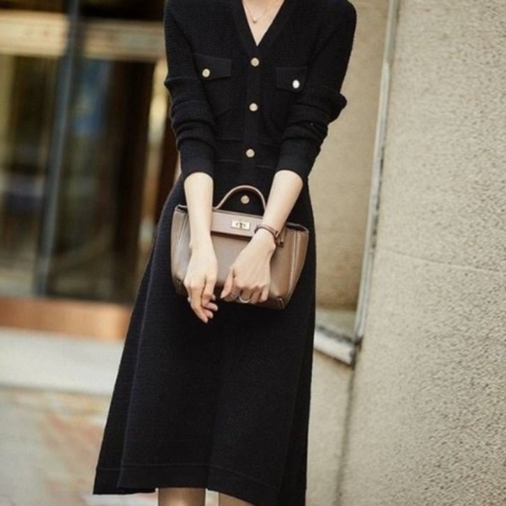 쩐쿠 여성 브이넥 금장단추 긴팔 니트 하객 원피스 6134