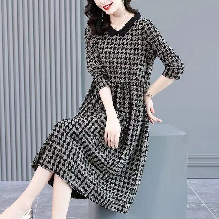 POMTOR 봄가을 하운드투스 박시 미디 원피스
