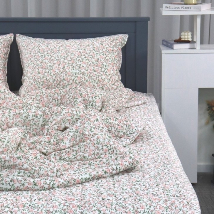 밍크 극세사패드 귀여운 잔꽃 무늬 부드럽고 따뜻한 겨울 패드 하나침장