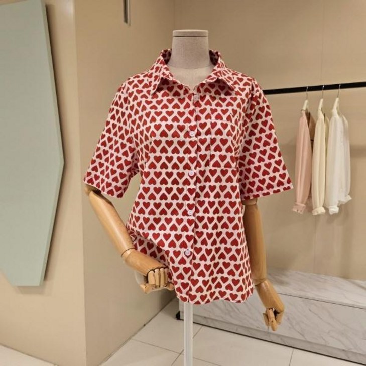 데스틸 D2531BL0345뒷셔링 하트 셔츠블라우스