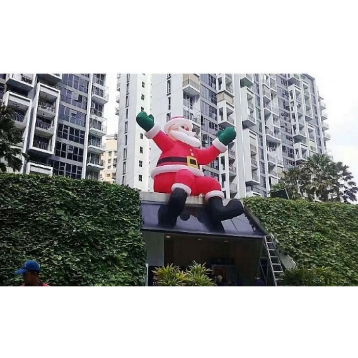 앉아있는산타 대형 아파트 건물 빌딩 크리스마스 소품 장식 풍선 산타