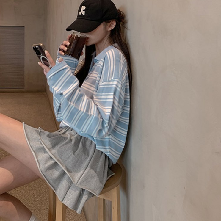 메이빈스트비 카라 스트라이프 니트
