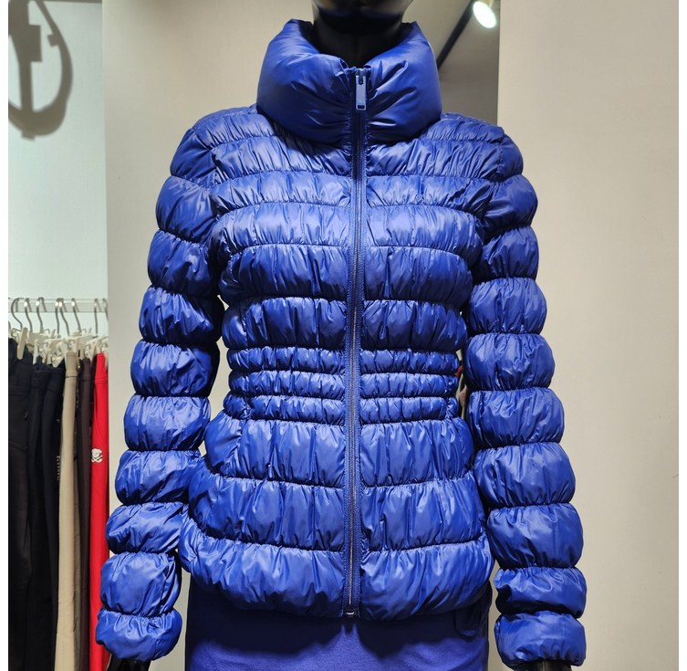 파사디골프 여성 가볍고 따뜻한 실고무줄 셔링 구스점퍼 뉴코아인천