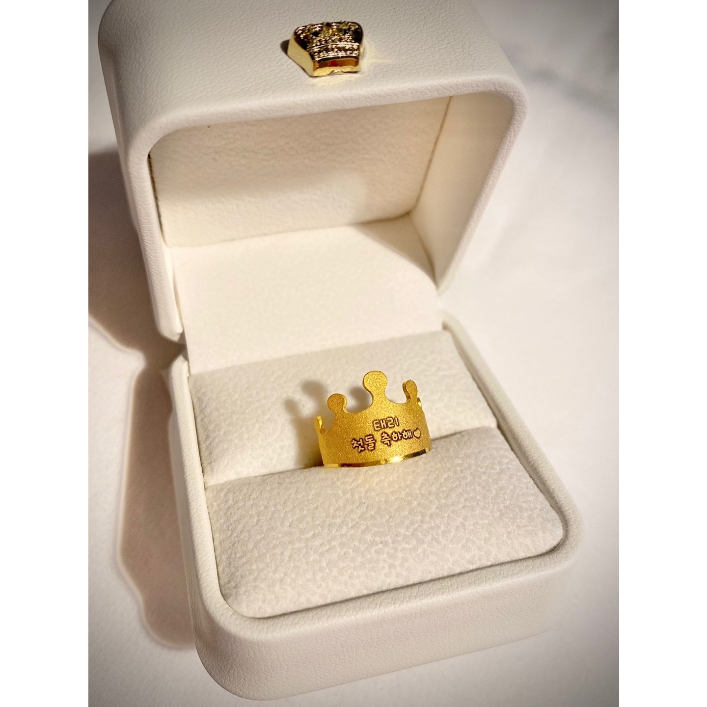 보름당 순금 24k 무지왕관 돌반지 1.875g / 3.75g - thumb image